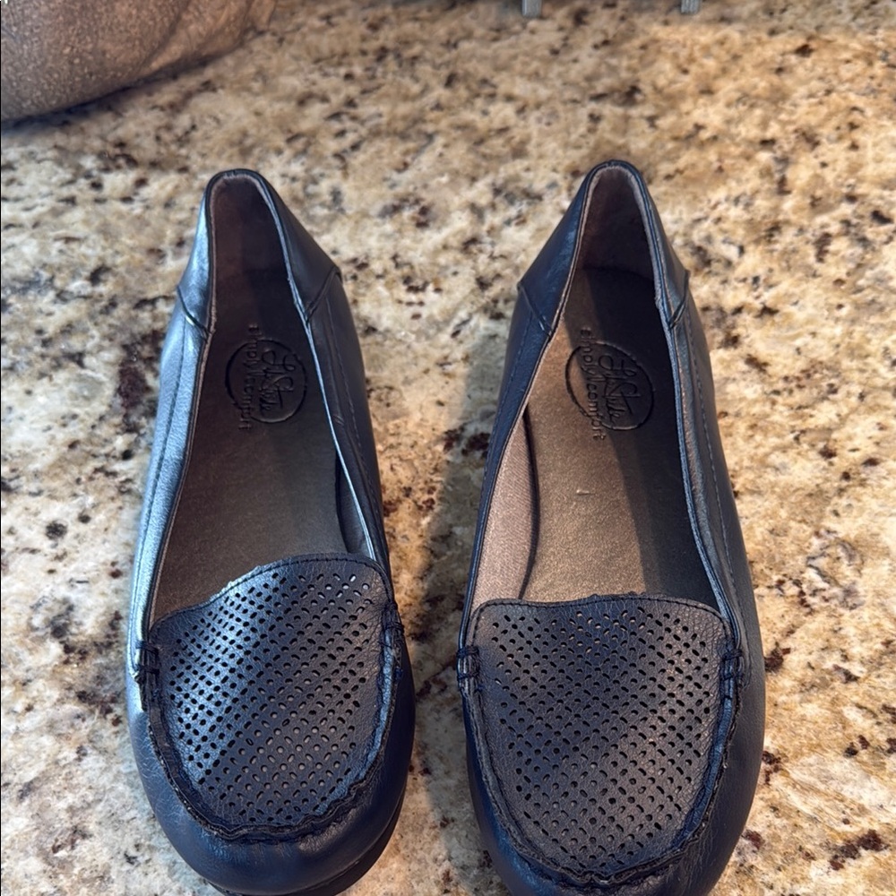 Life Stride Black Perforated Loafers
